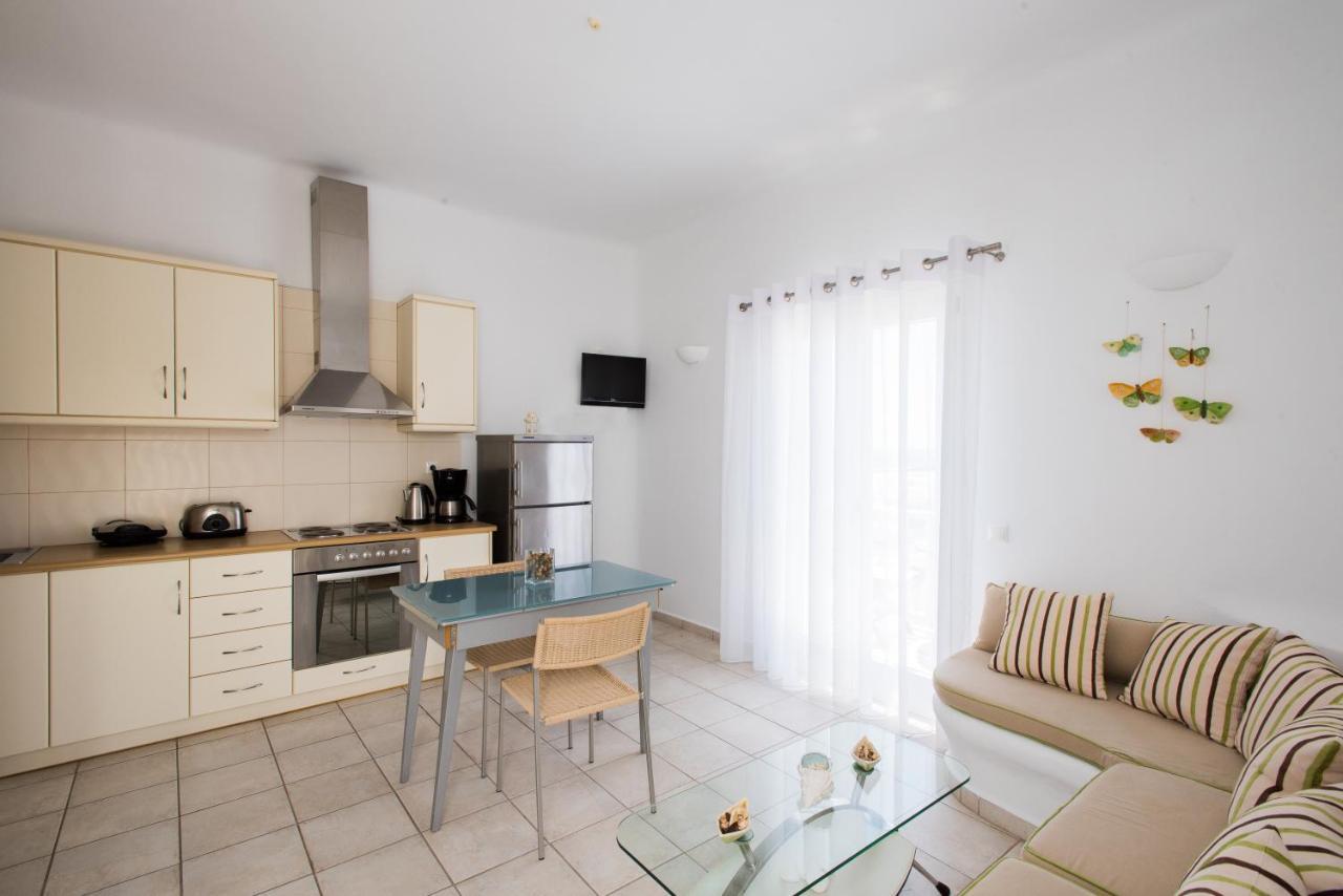 Villa Nireas Platys Gialos  외부 사진