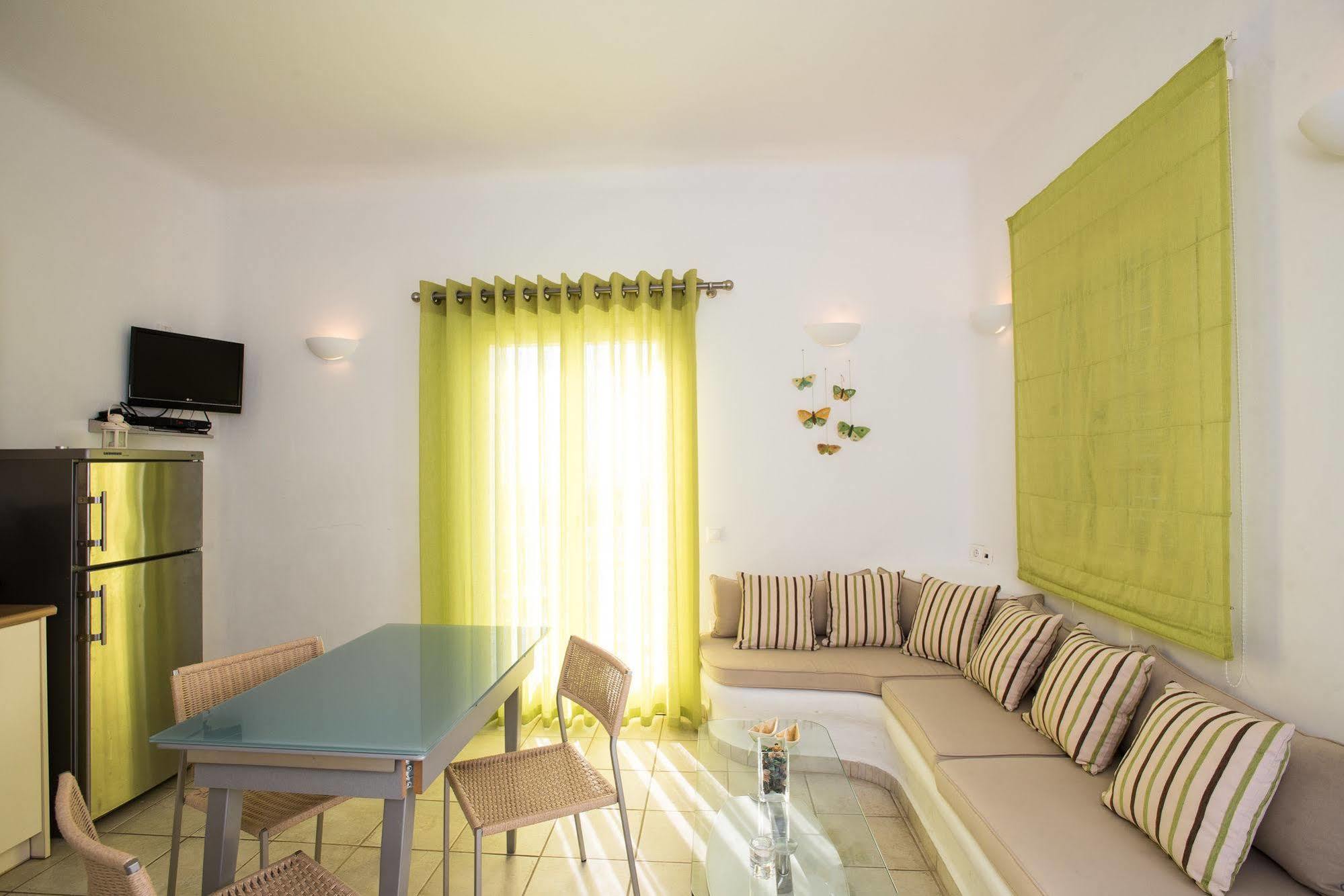 Villa Nireas Platys Gialos  외부 사진